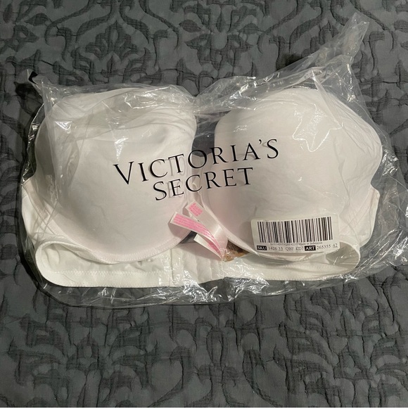 PINK Victoria's Secret Other - BNWT Womans Pink Bra